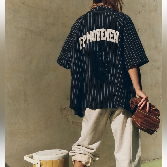 #44 NWT Free People Starting Line Layer in Black and White Combo - Picture 1 of 6